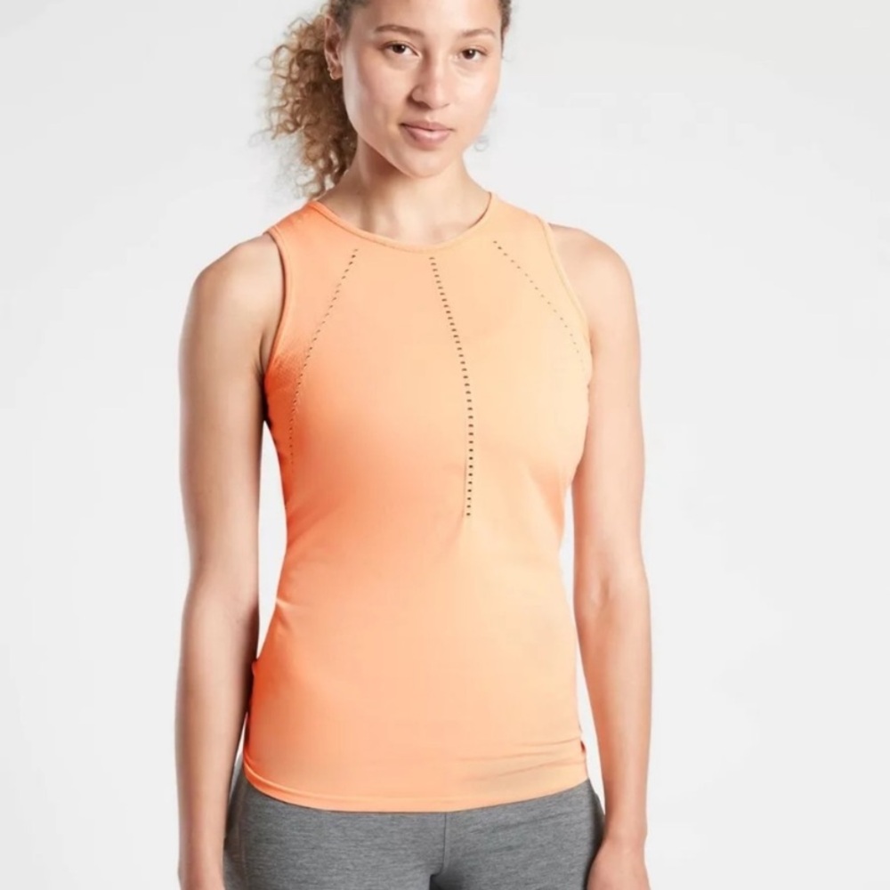 Athleta Foothill Tank Peach Slitback Perforated Tank Top size  XS